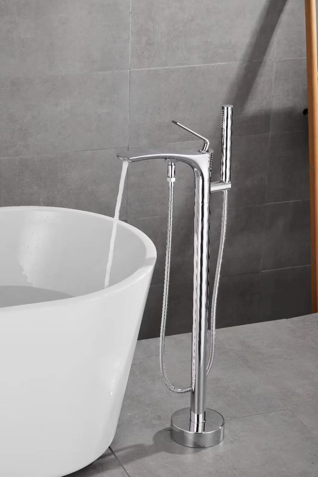 QZ2007 Floor-mounted Faucets