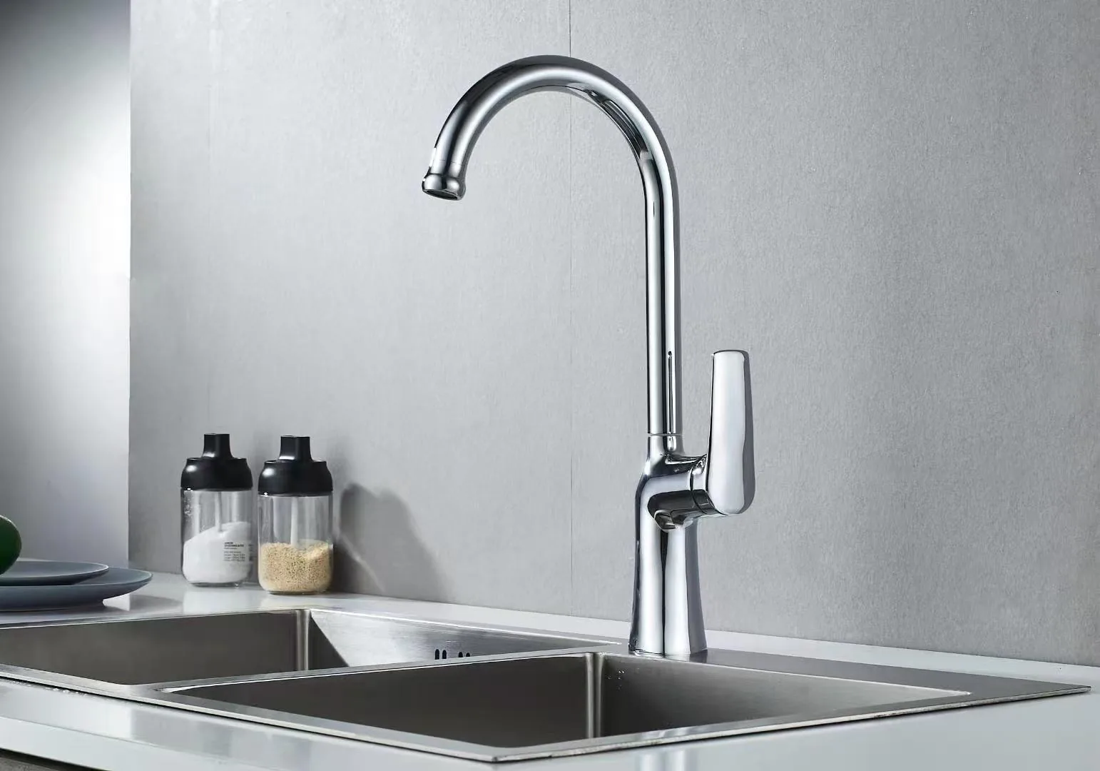 QZ0310 Single-hole Kitchen Faucets
